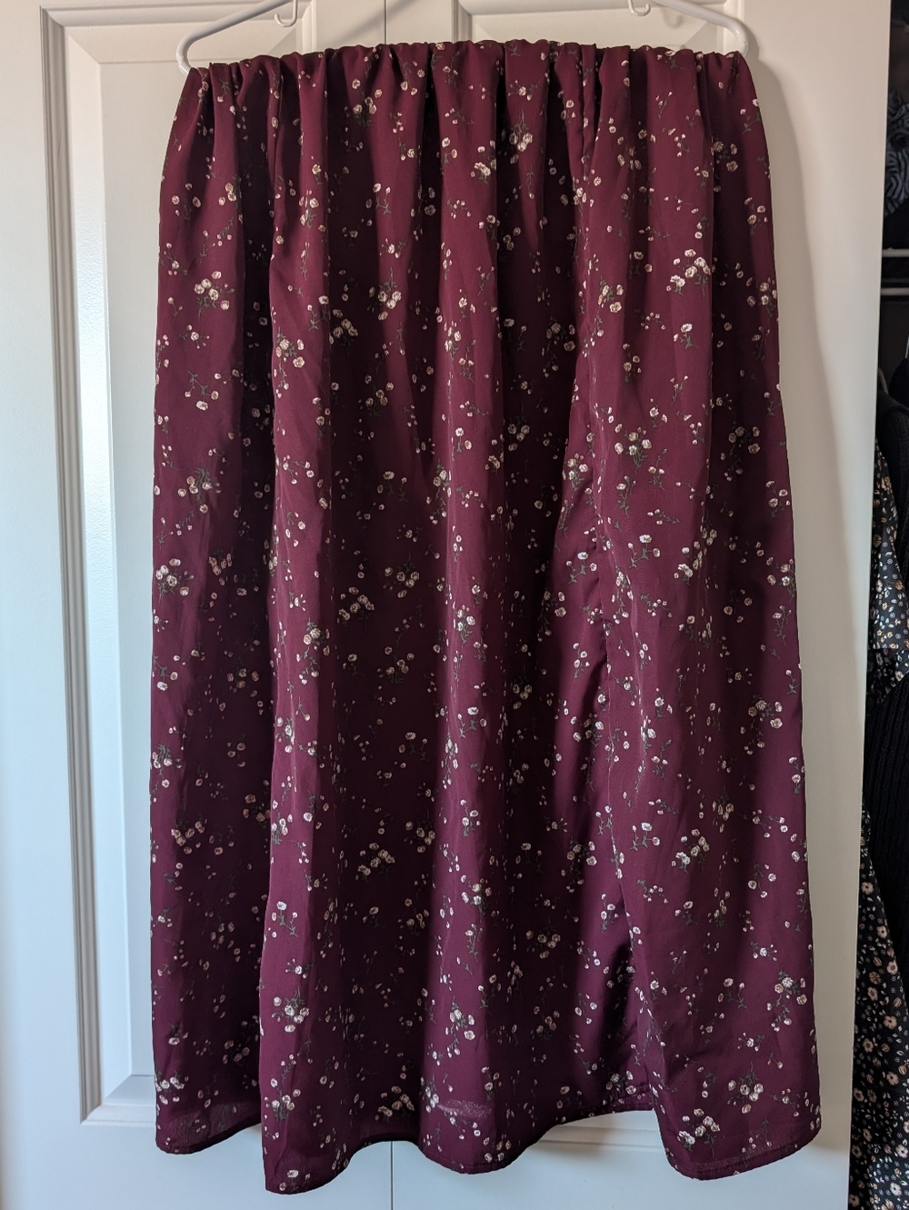 Women's Burgundy Floral Midi Skirt